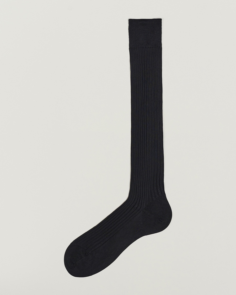 Pantherella Baffin Silk Long Sock Black – Nero