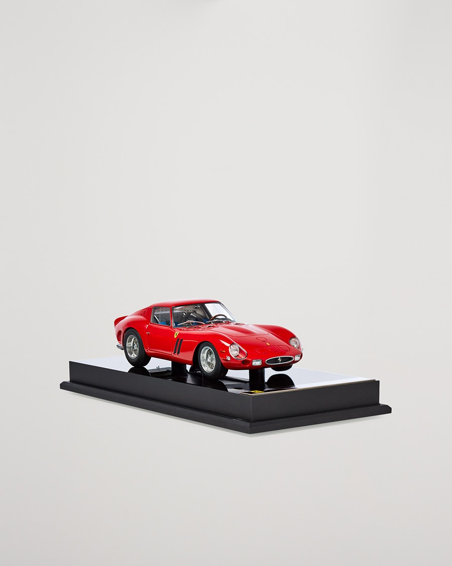 Ralph Lauren Home Ferrari 250 GTO Model Car Red – Rosso