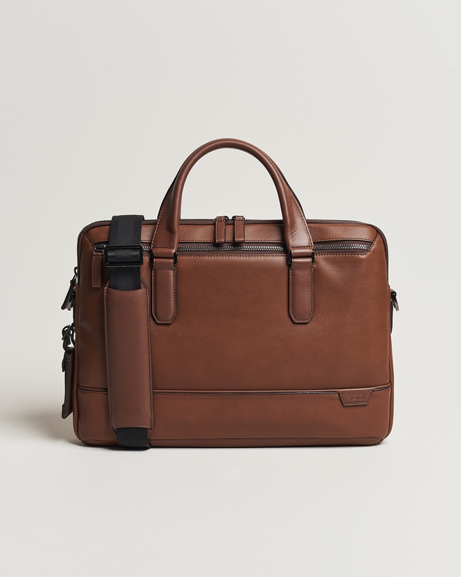 TUMI Harrison Sycamore Slim Leather Brief Cognac – Marrone