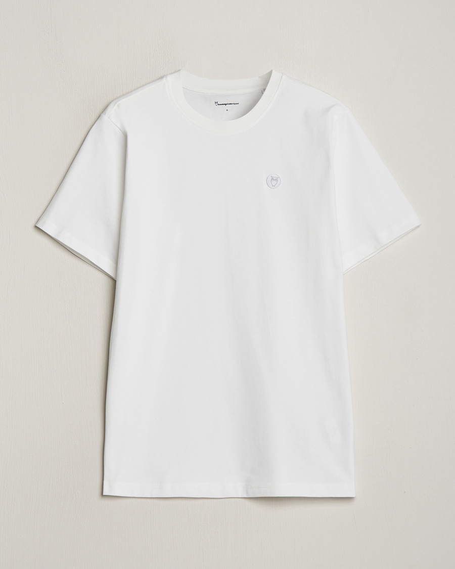 KnowledgeCotton Apparel Loke Badge T-Shirt Bright White – Bianco