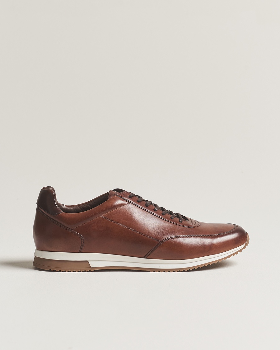 Loake Shoemakers Bannister Leather Running Sneaker Cedar – Marrone