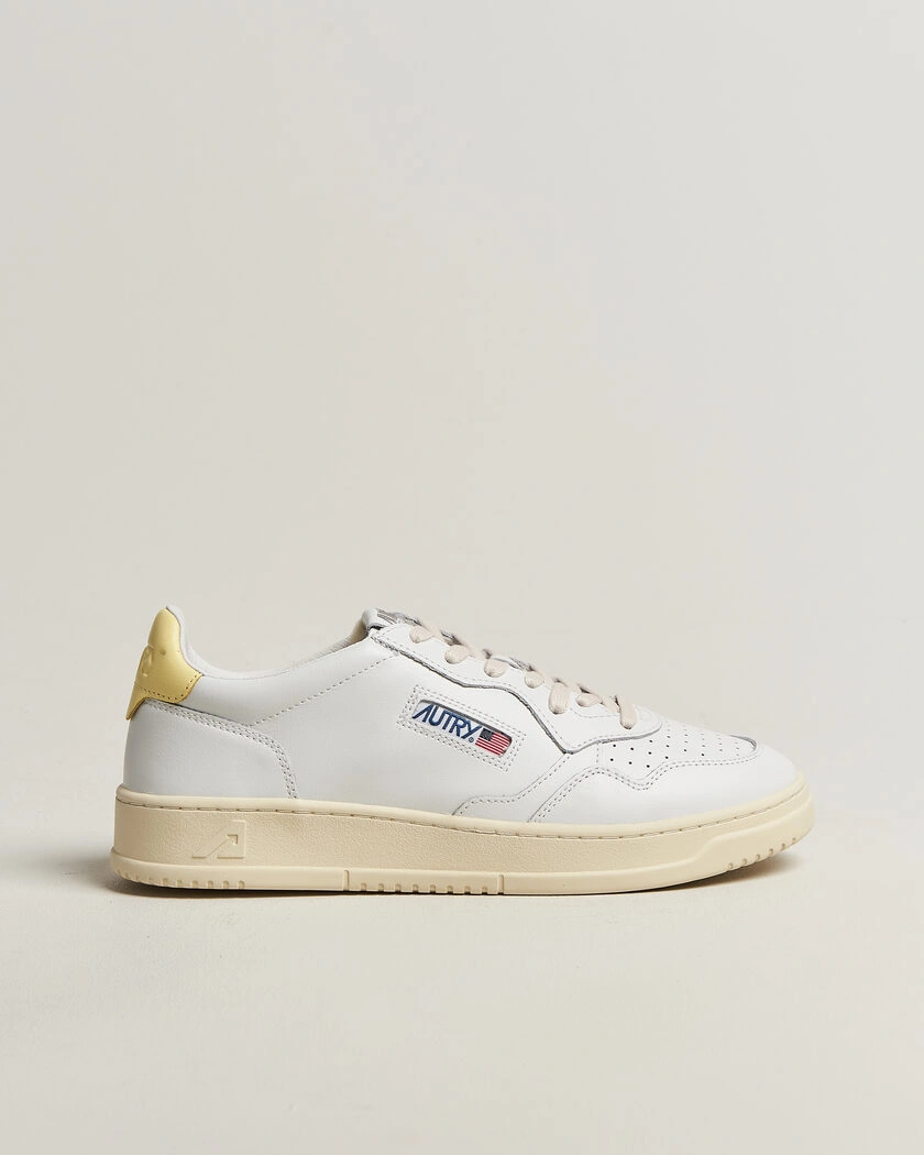 Autry Medalist Low Sneaker White/Lemon Meringue – Bianco