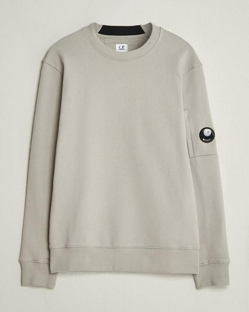C.P. Company Diagonal Raised Fleece Lens Sweatshirt Light Grey – Grigio