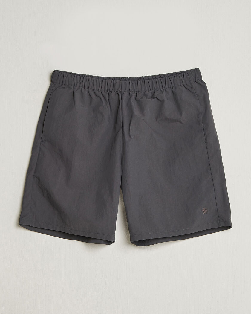 Goldwin Nylon Shorts Deep Charcoal – Grigio