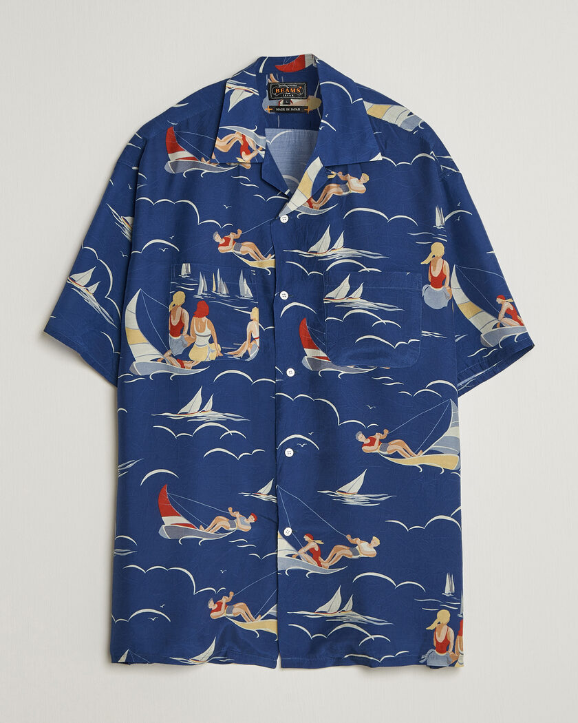 BEAMS PLUS Holiday Print Camp Shirt Navy – Blu