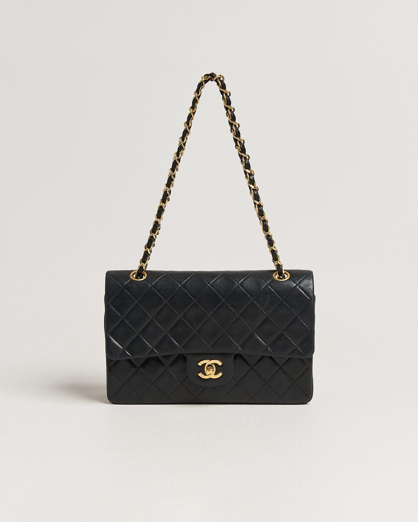  Chanel Pre-Owned Classic Medium Double Flap Bag Lambskin Black – Nero