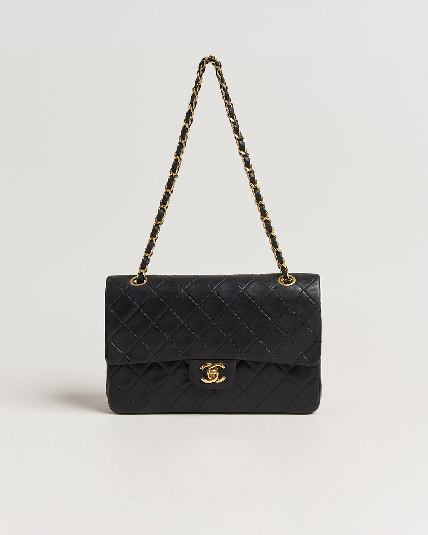 Chanel Pre-Owned Classic Medium Double Flap Bag Lambskin Black – Nero