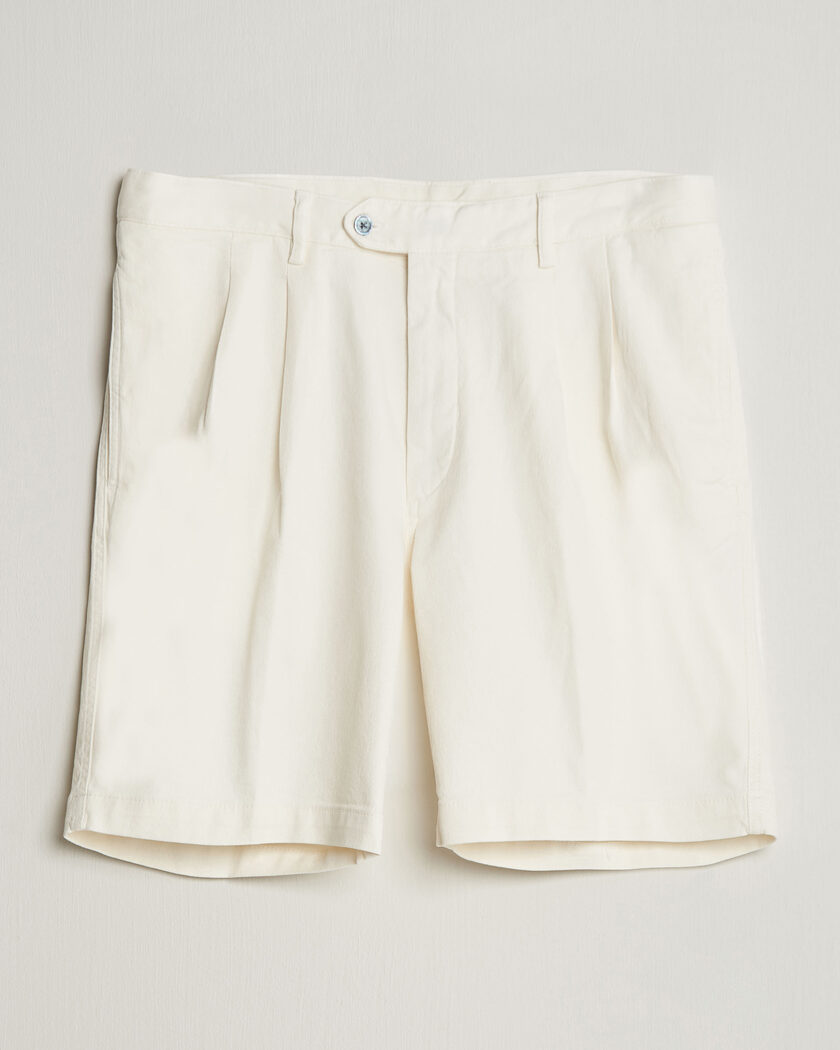 Oscar Jacobson Tanker Pleat Shorts White – Bianco