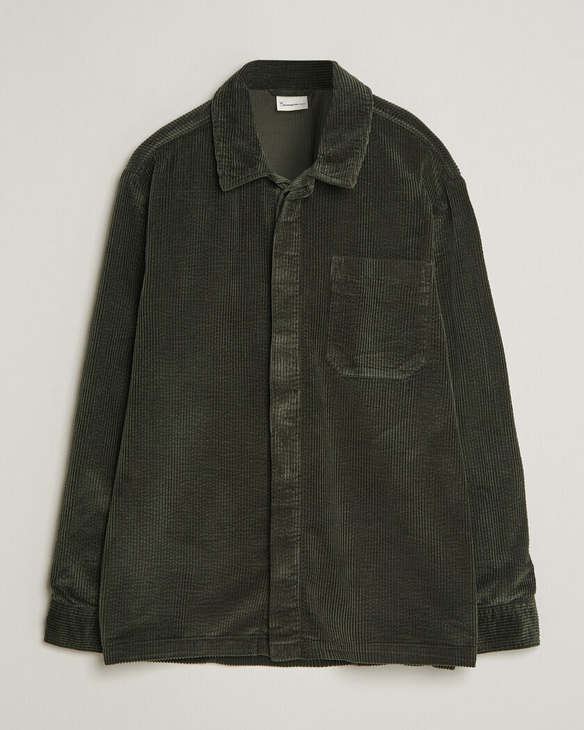 KnowledgeCotton Apparel Cotton Corduroy Overshirt Forest Night – Verde