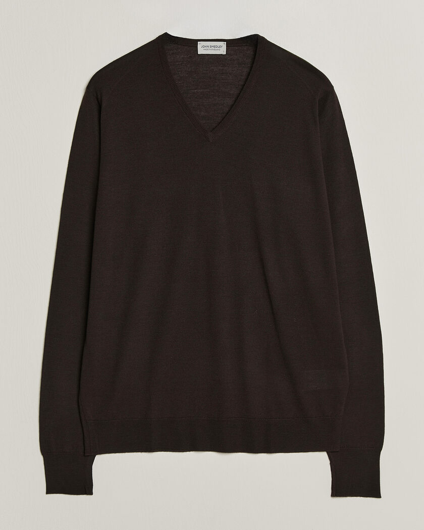 John Smedley Bobby Extra Fine Merino V-Neck Pullover Faulkner Brown – Marrone