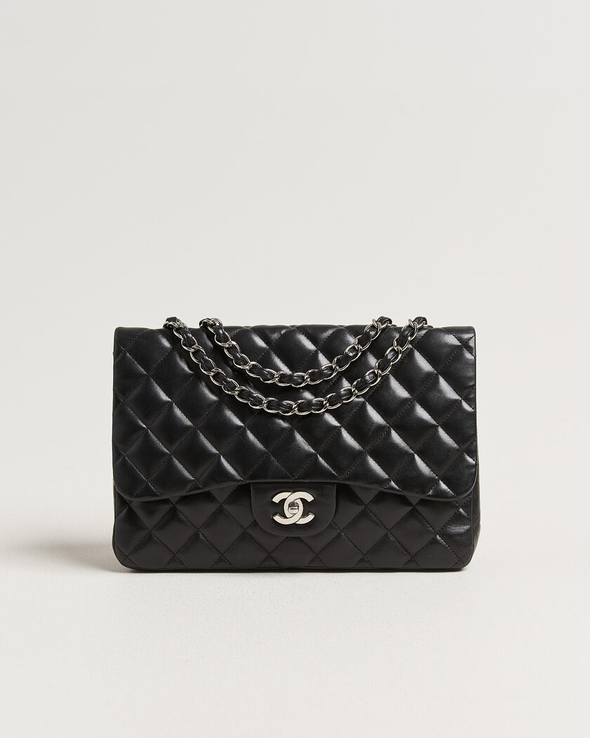 Chanel Pre-Owned Classic Jumbo Single Flap Bag Lambskin Black – Nero
