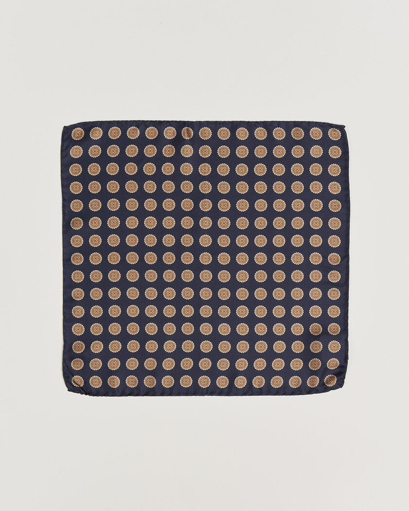 Amanda Christensen Silk Twill Medallion Pocket Square Navy – Blu