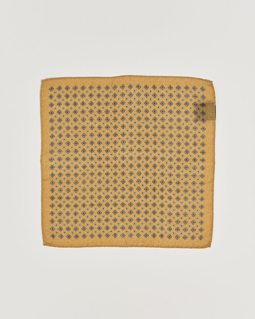 Amanda Christensen Wool Flower Pocket Square Yellow – Giallo