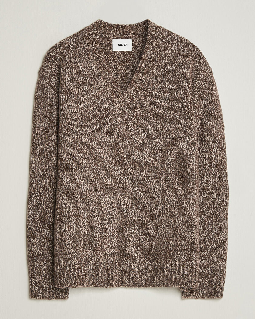 NN07 Flint Wool Knitted V-Neck Deep Truffle – Marrone