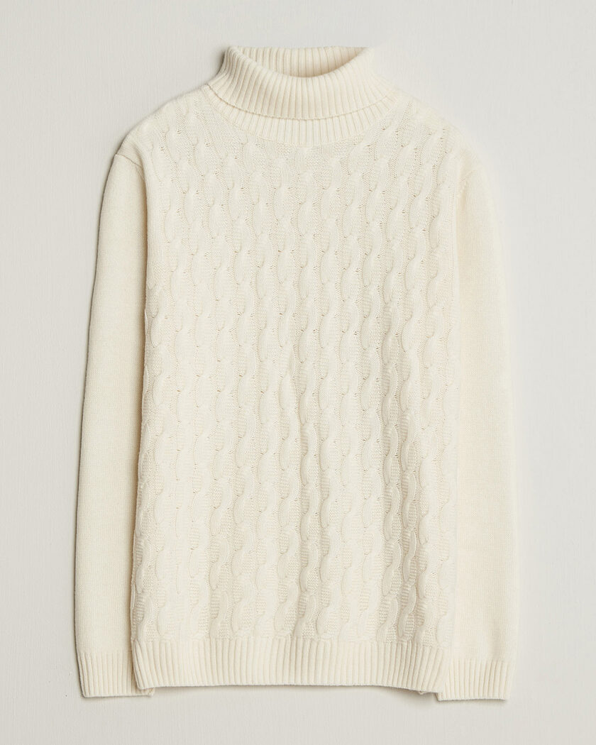 Oscar Jacobson Seppo Cable Knitted Rollneck White – Bianco