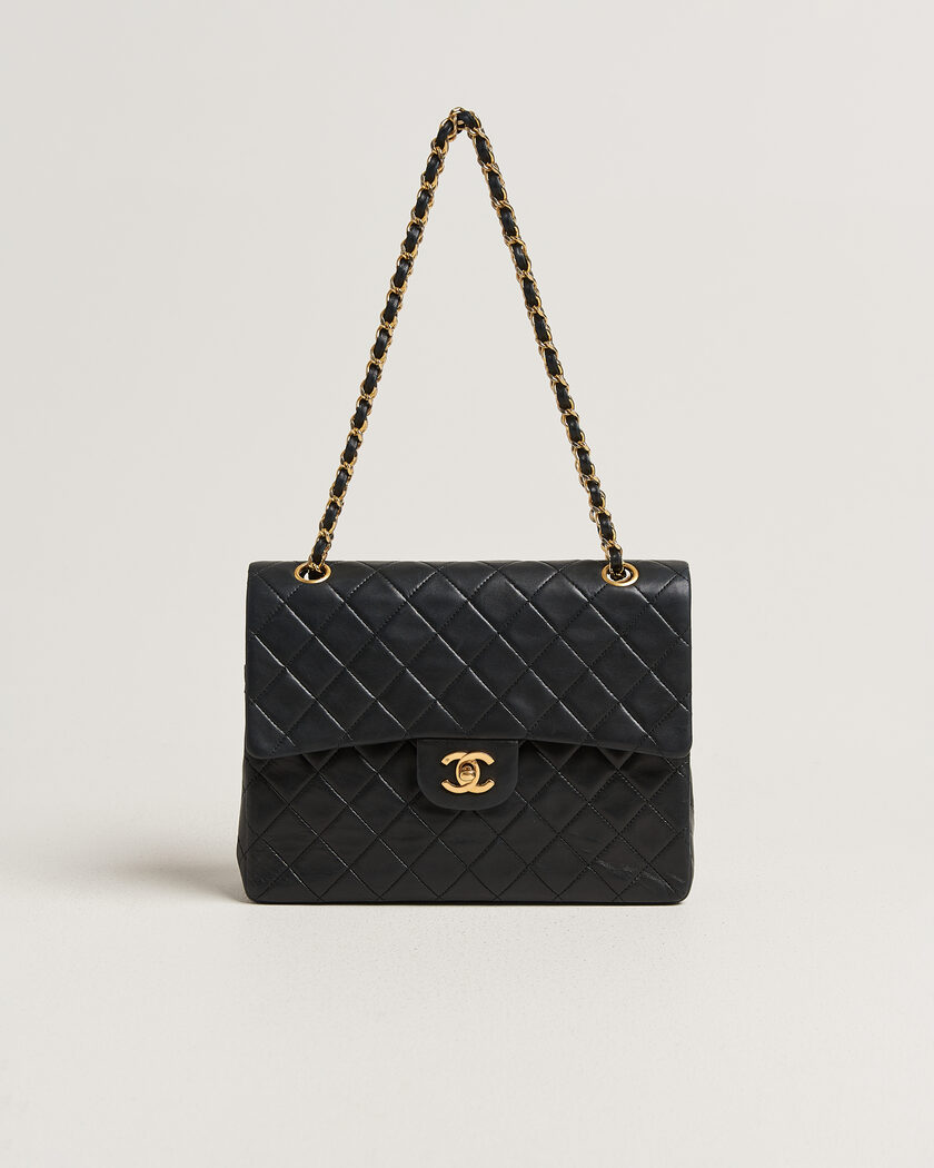 Chanel Pre-Owned Classic Medium Square Double Flap Bag Lambskin Black – Nero