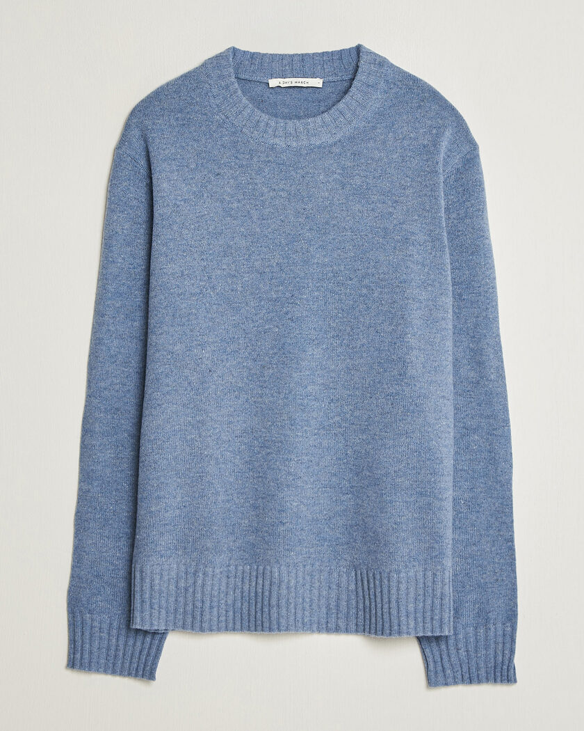 A Day's March Marlow Lambswool Sweater Misty Blue – Blu