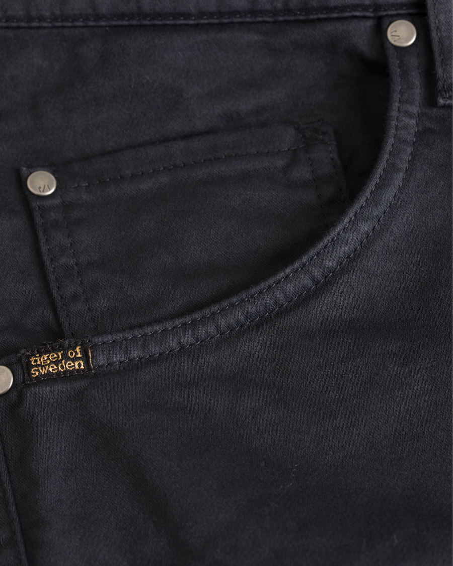 Uomini | Jeans | Tiger of Sweden Jeans | Iggy Bright Black Dark Navy