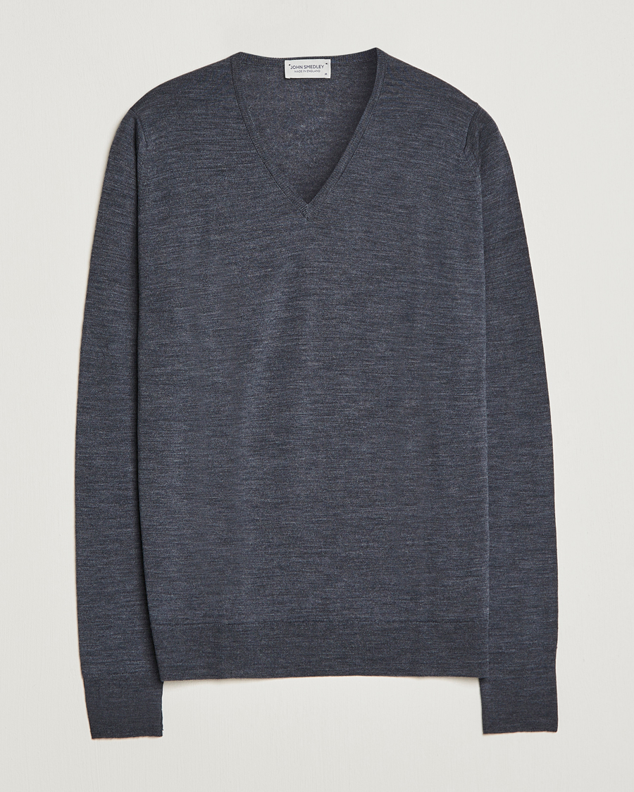 Uomini | Maglieria | John Smedley | Bobby Extra Fine Merino V-Neck Pullover Charcoal