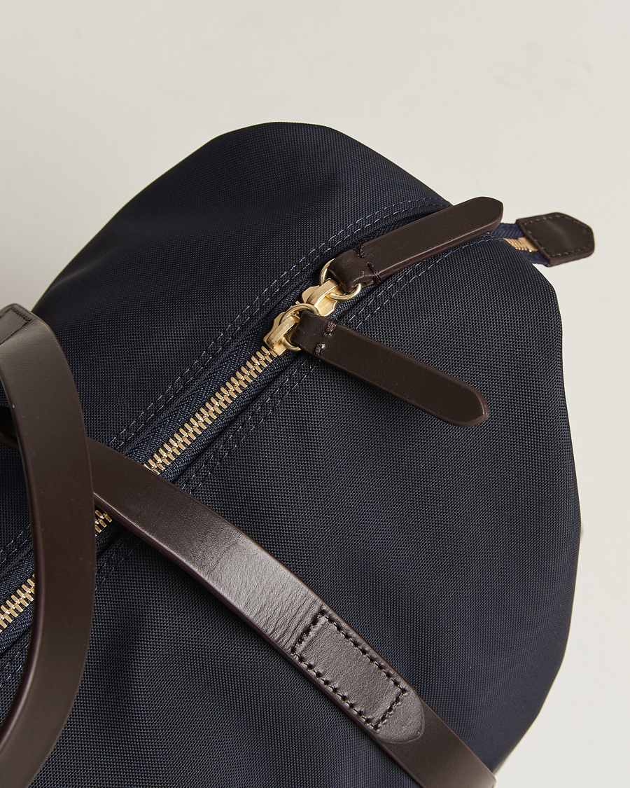 Uomini | Borse | Mismo | M/S Utility Nylon Duffle Bag Navy/Dark Brown