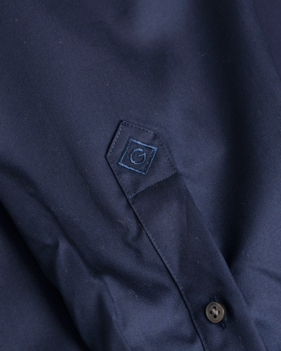 Uomini | Camicie | GANT Diamond G | Plain Satin Fitted Body Shirt Marine