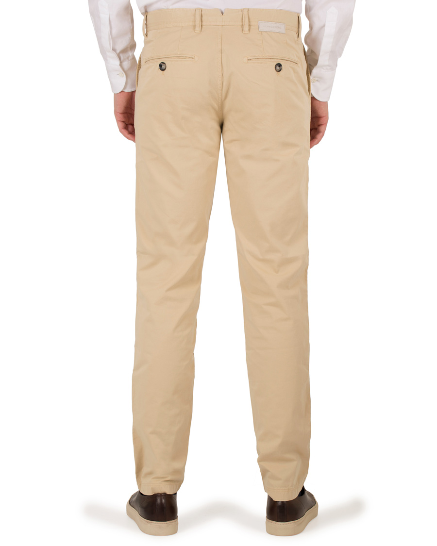 Uomini | Pantaloni | J.Lindeberg | Chaze Deco Satin Stretch Chinos Beige