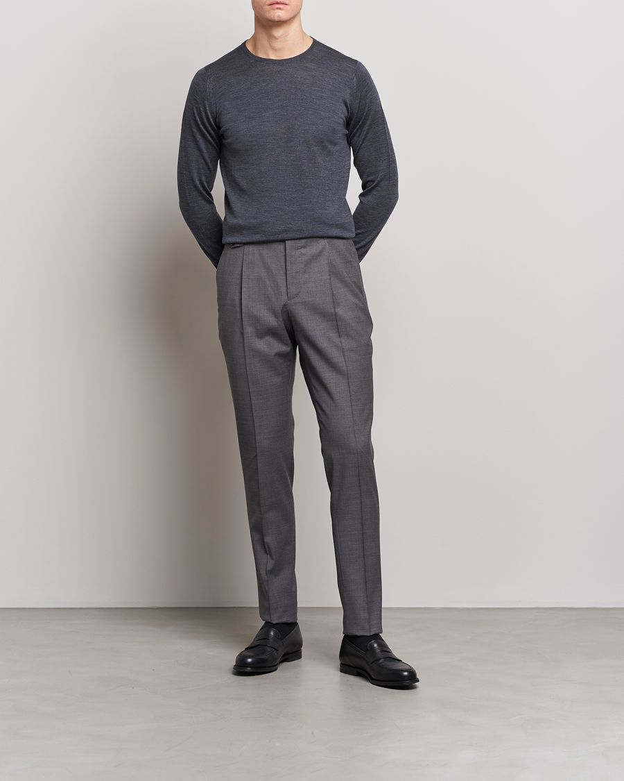 Uomini | Maglieria | John Smedley | Lundy Extra Fine Merino Crew Neck Charcoal