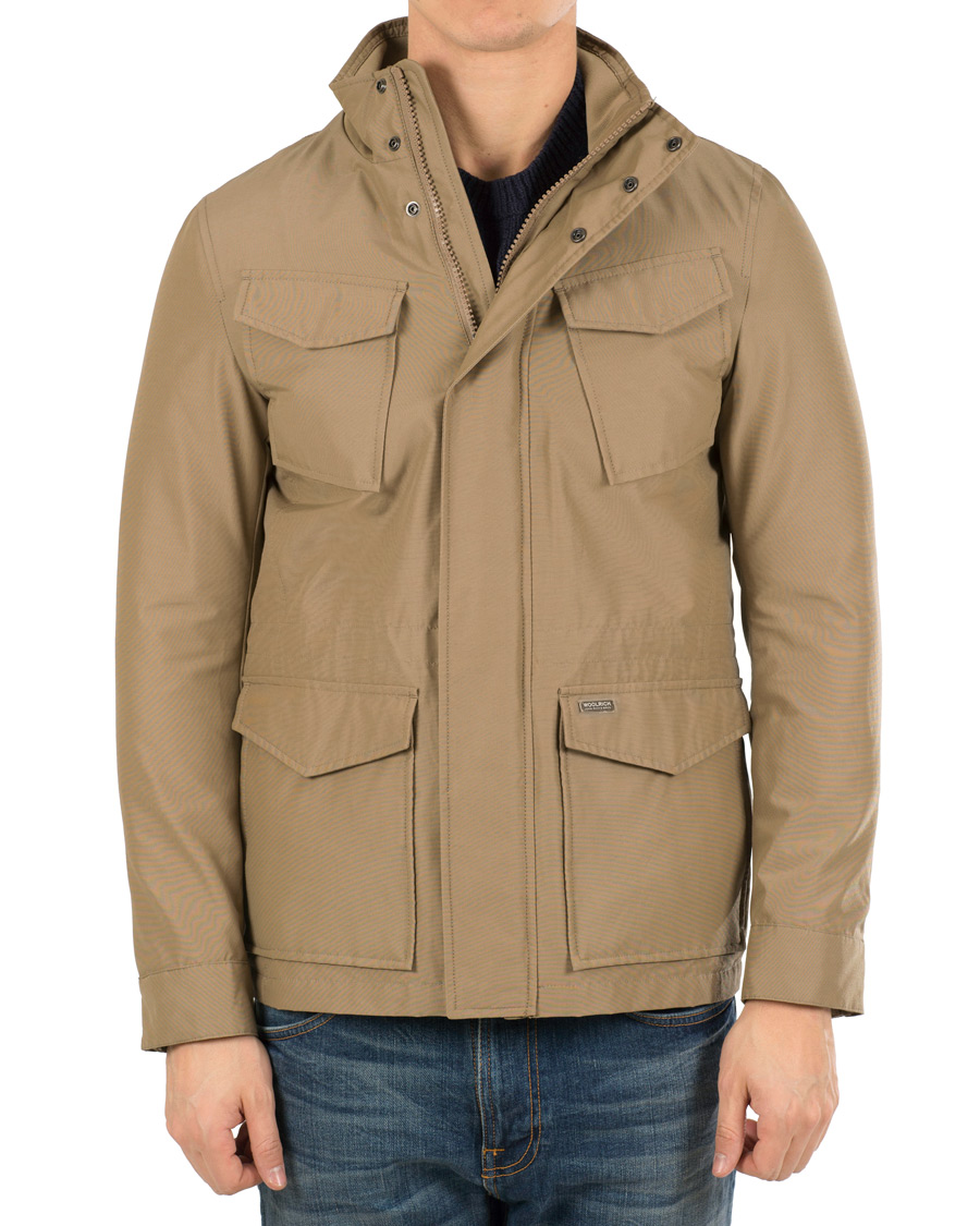 Uomini | Giacche | Woolrich | Travel Field Jacket Deep Bog