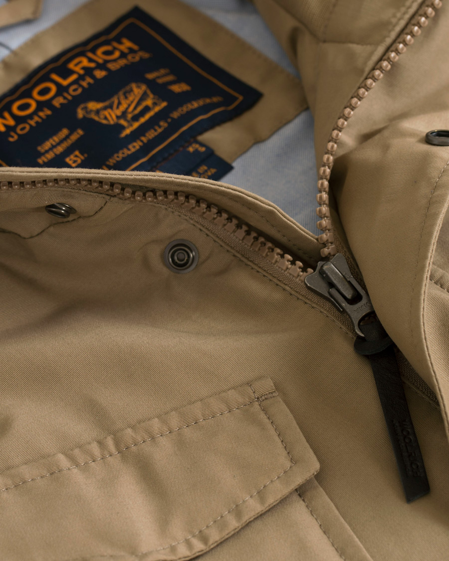 Uomini | Giacche | Woolrich | Travel Field Jacket Deep Bog