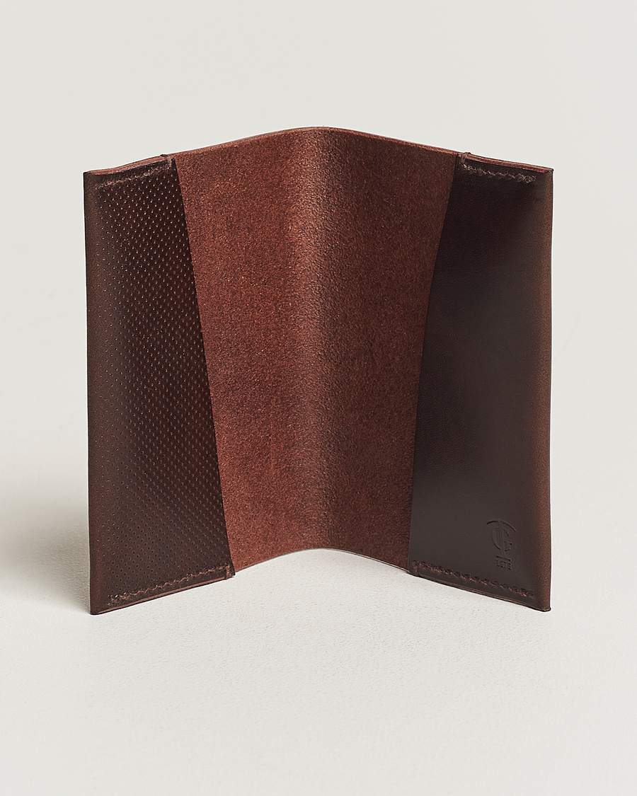Uomini | Portafogli | Tärnsjö Garveri | Passport Cover Dark Brown