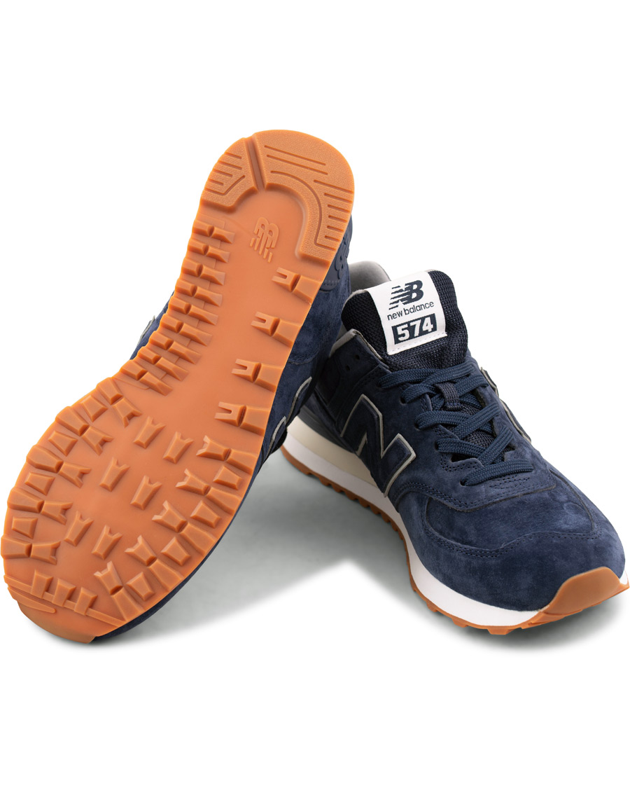 Uomini | New Balance 574 Running Sneaker Navy Suede | New Balance | 574 Running Sneaker Navy Suede