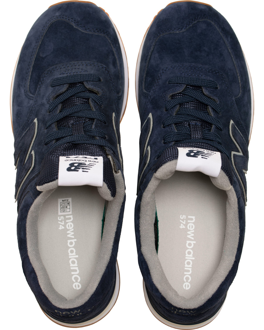 Uomini | New Balance 574 Running Sneaker Navy Suede | New Balance | 574 Running Sneaker Navy Suede