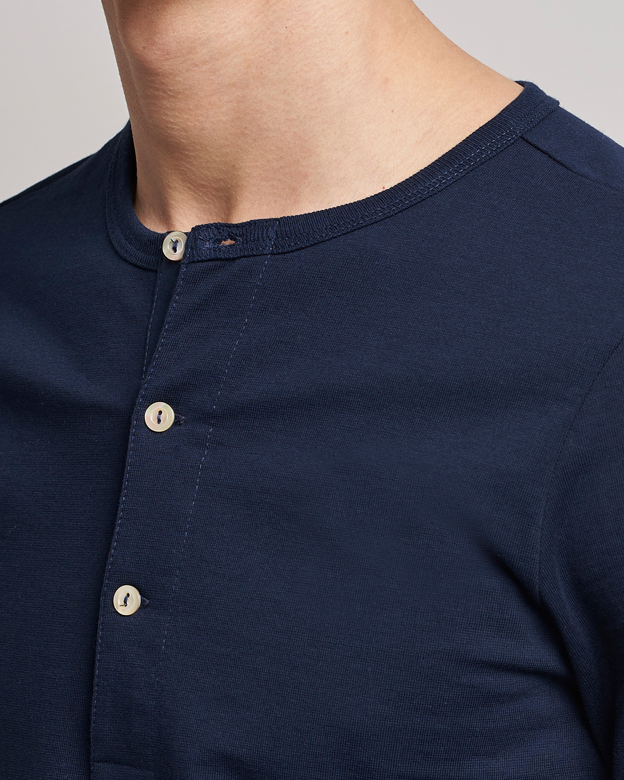 Uomini | Maglieria | Merz b. Schwanen | Classic Organic Cotton Henley Sweater Ink Blue