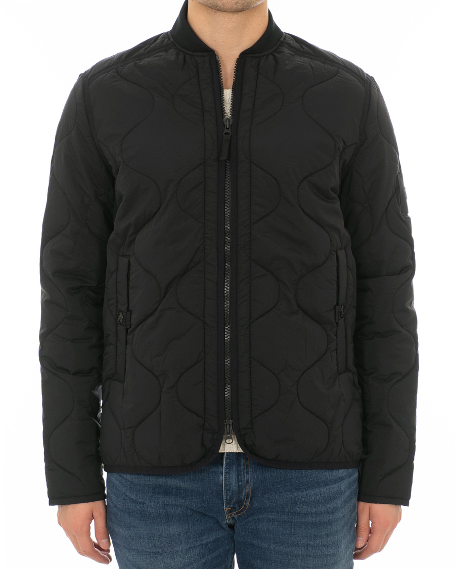 Uomini | Giacche | Peak Performance | X7 Liner Quilted Jacket Black