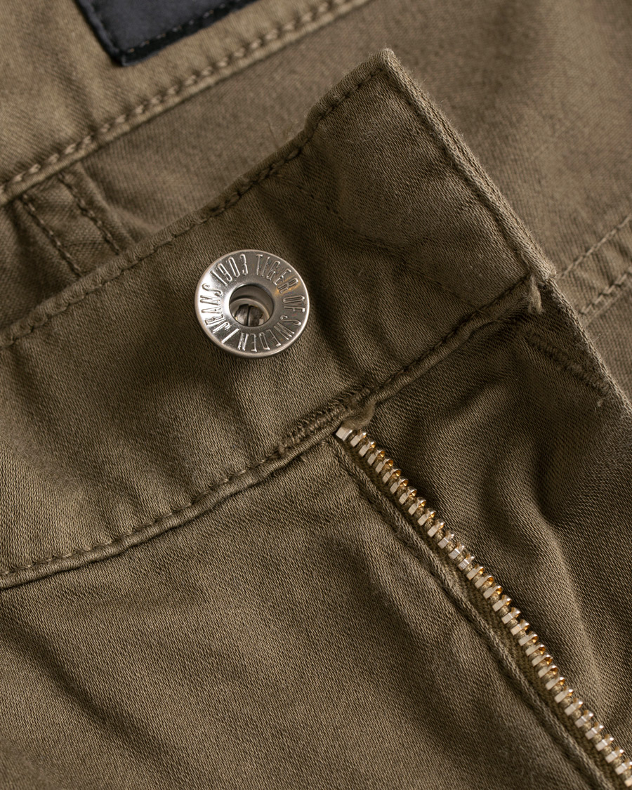 Uomini | Pantaloni | Tiger of Sweden Jeans | Iggy 5-Pocket Trousers Dark Khaki