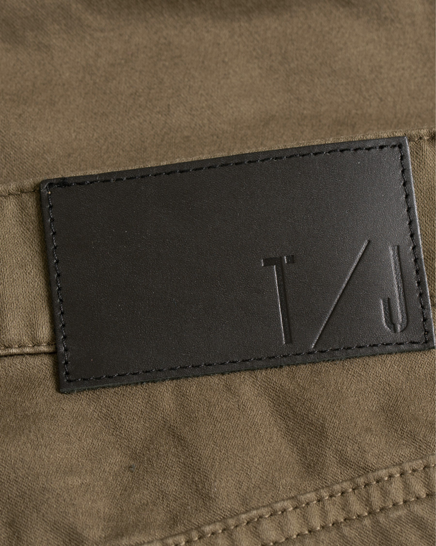 Uomini | Pantaloni | Tiger of Sweden Jeans | Iggy 5-Pocket Trousers Dark Khaki