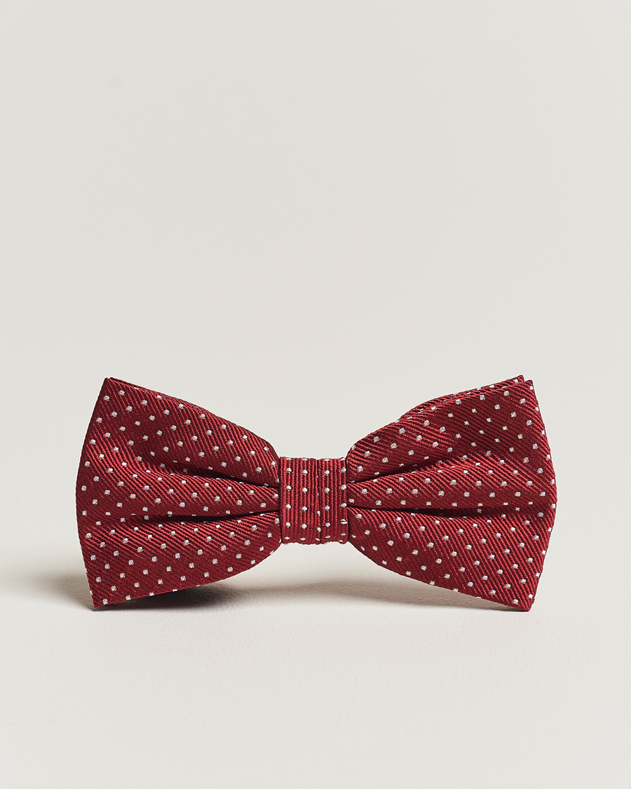 Uomini | Amanda Christensen Micro Dot Pre Tie Silk Wine Red | Amanda Christensen | Micro Dot Pre Tie Silk Wine Red