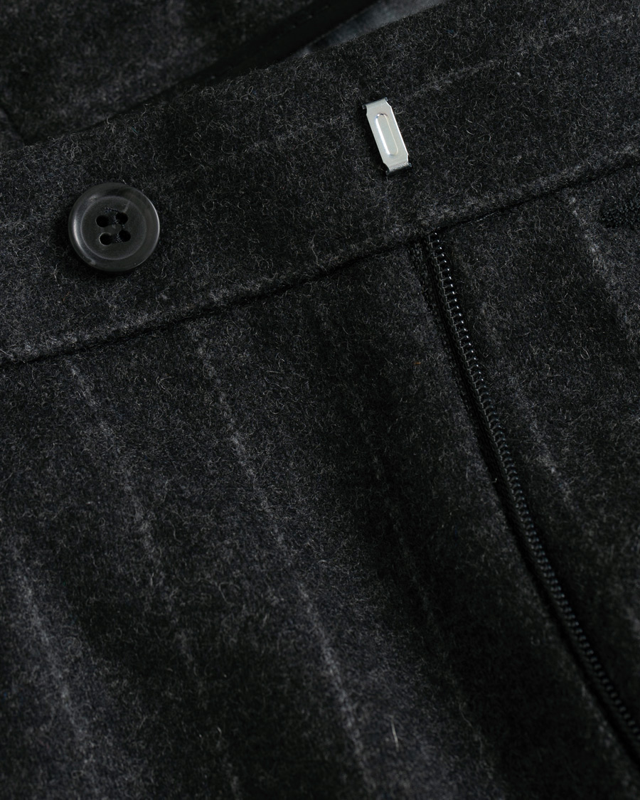 Uomini | Pantaloni | Oscar Jacobson | Nilo Chalkstripe Side Adjuster Trousers Dark Grey