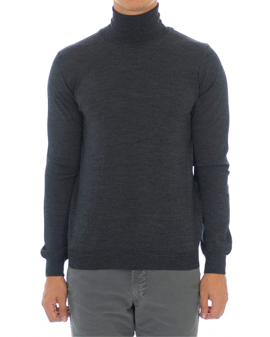 Uomini | Maglieria | Oscar Jacobson | Cole Extra Fine Merino Rollneck Dark Grey