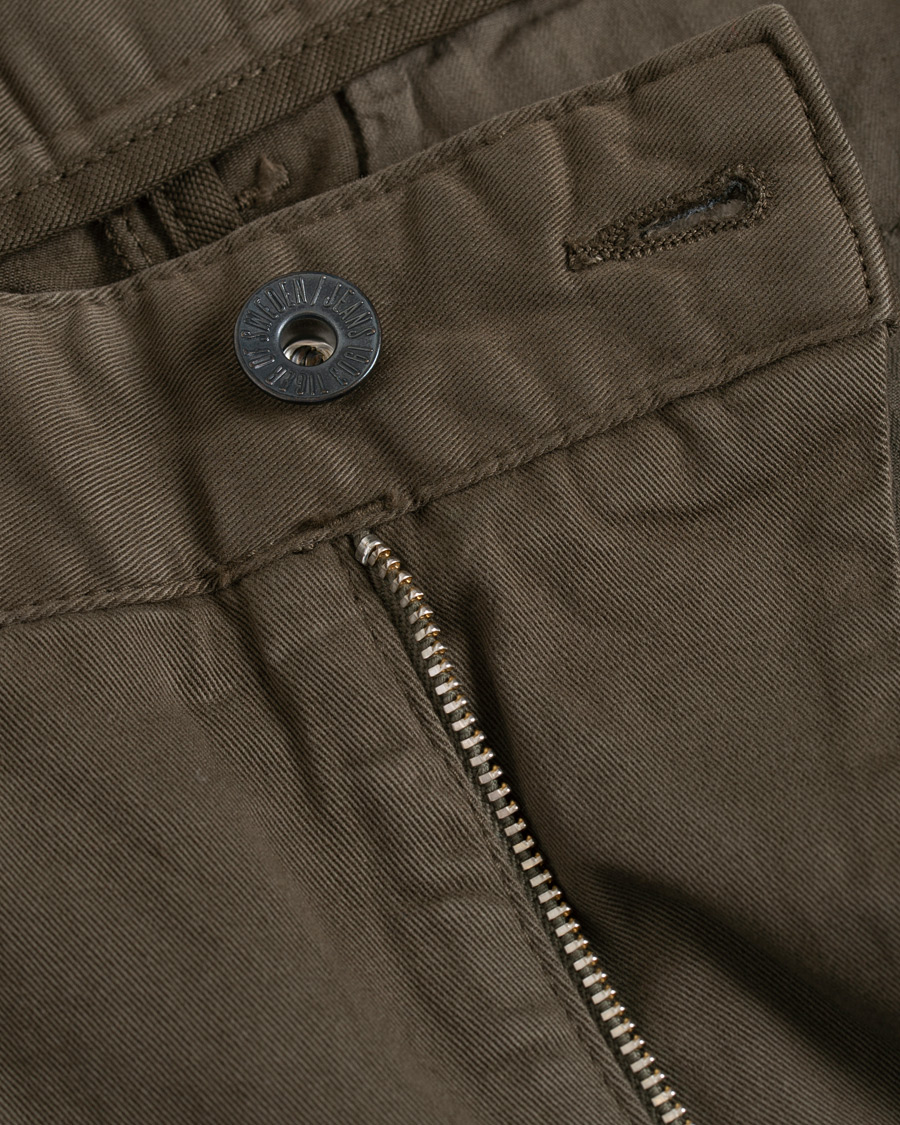 Uomini | Pantaloni | Tiger of Sweden Jeans | River Stretch Pants Timber Brown