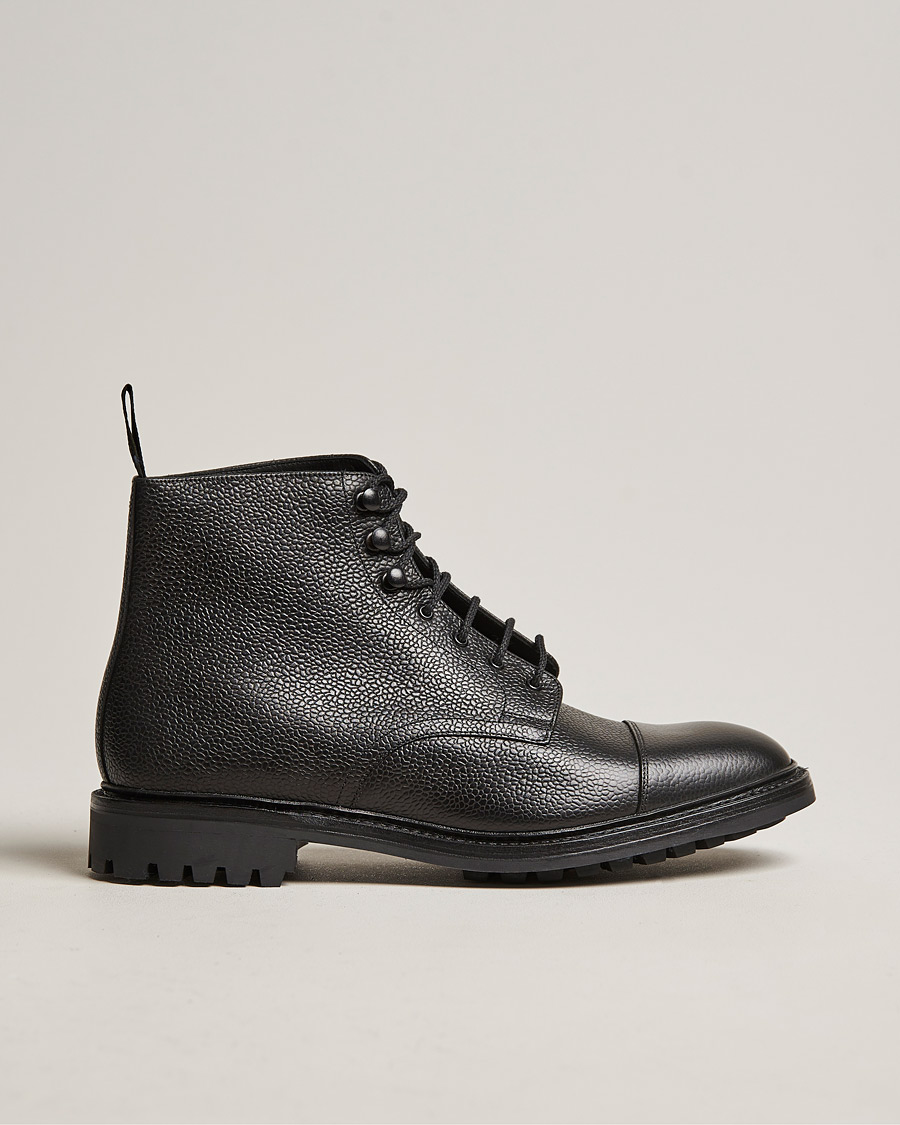 Uomini | Stivali | Loake 1880 | Sedbergh Derby Boot Black Calf Grain