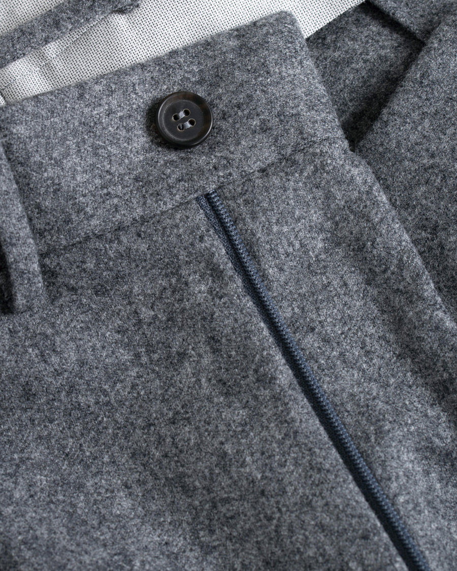 Uomini | Pantaloni | Berg&Berg | Arnold Pleated Side Adjuster Flanell Trousers Mid Grey