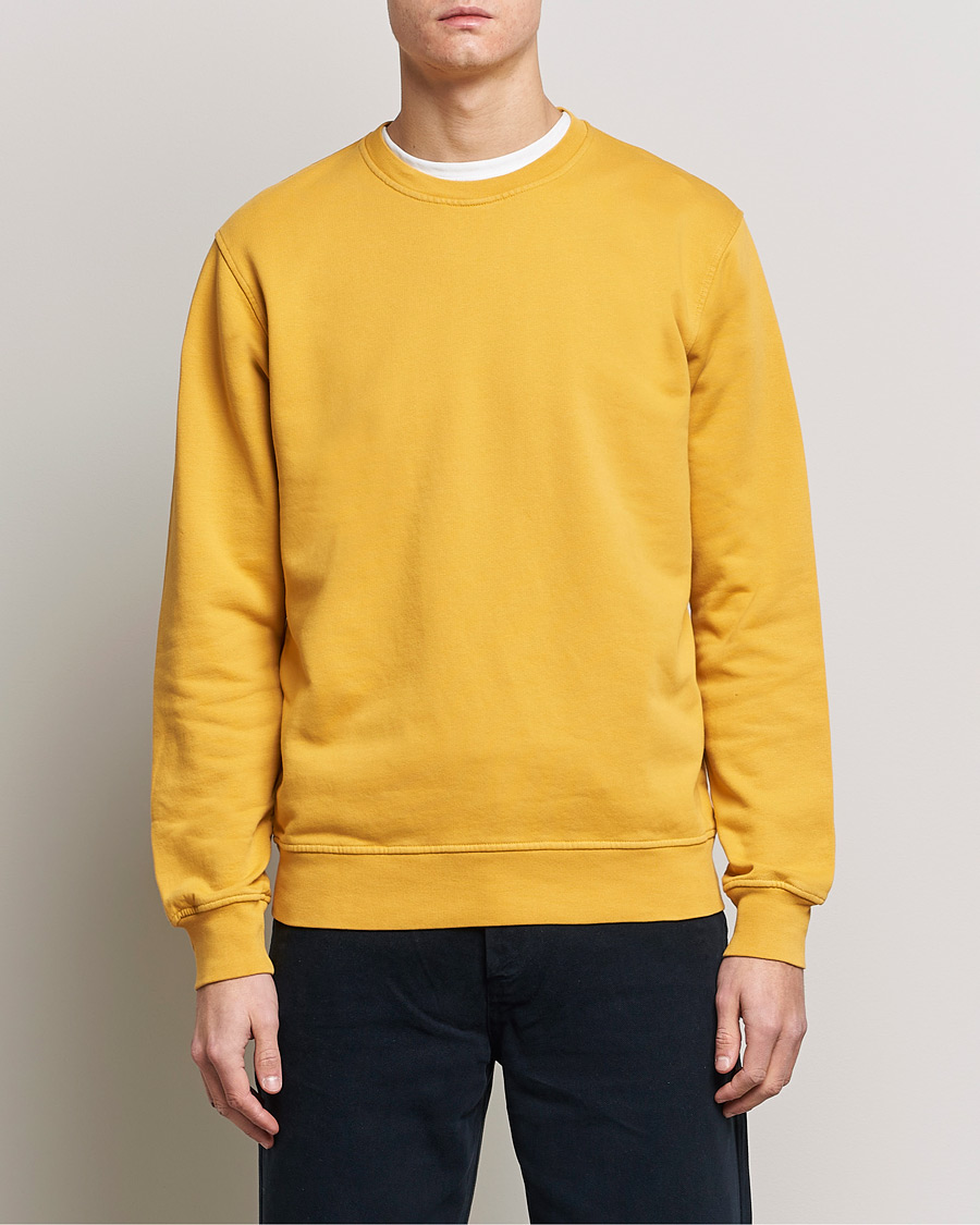 Uomini | Maglieria | Colorful Standard | Classic Organic Crew Neck Sweat Burned Yellow