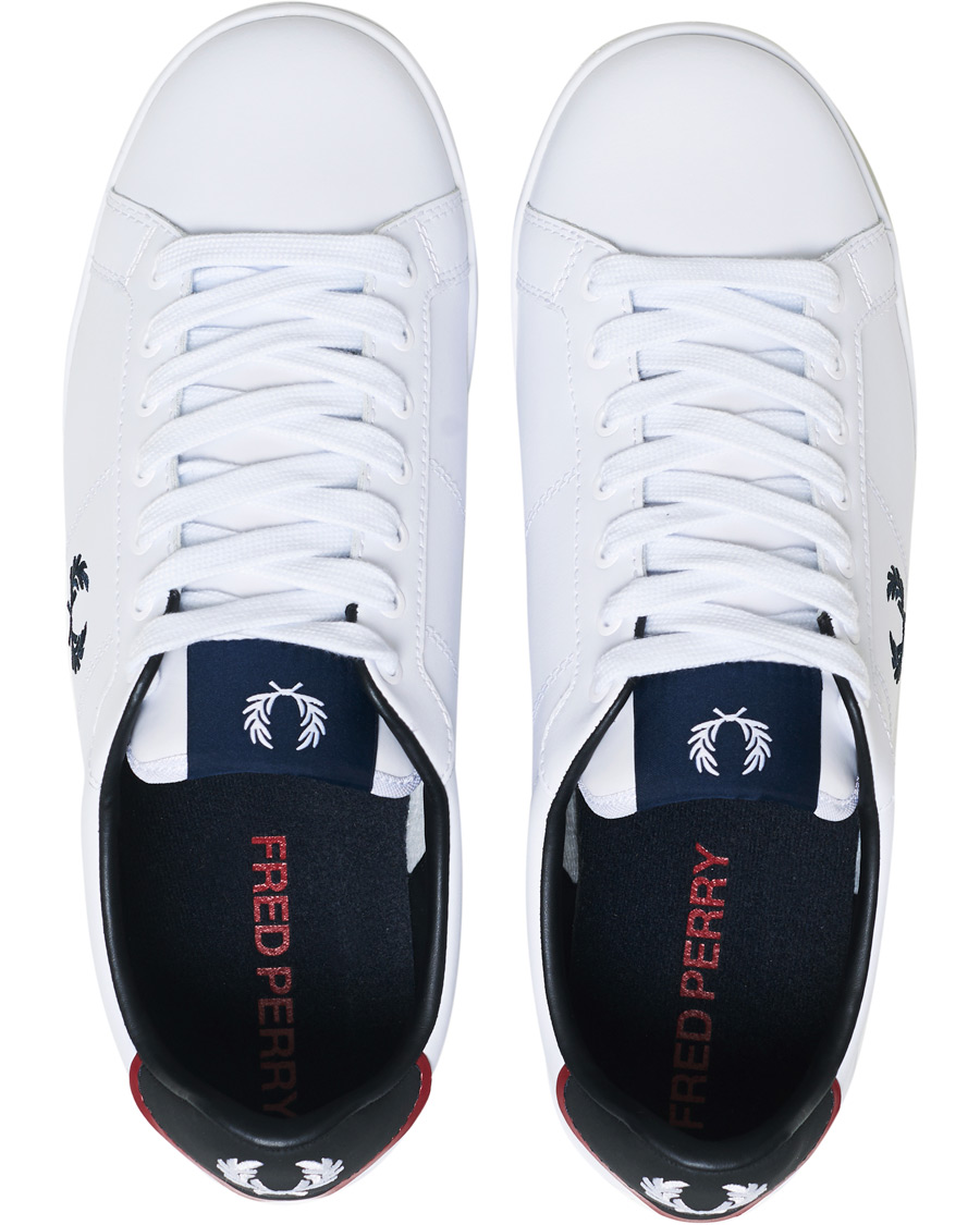 Uomini | Fred Perry B722 Leather Sneaker White/Navy | Fred Perry | B722 Leather Sneaker White/Navy