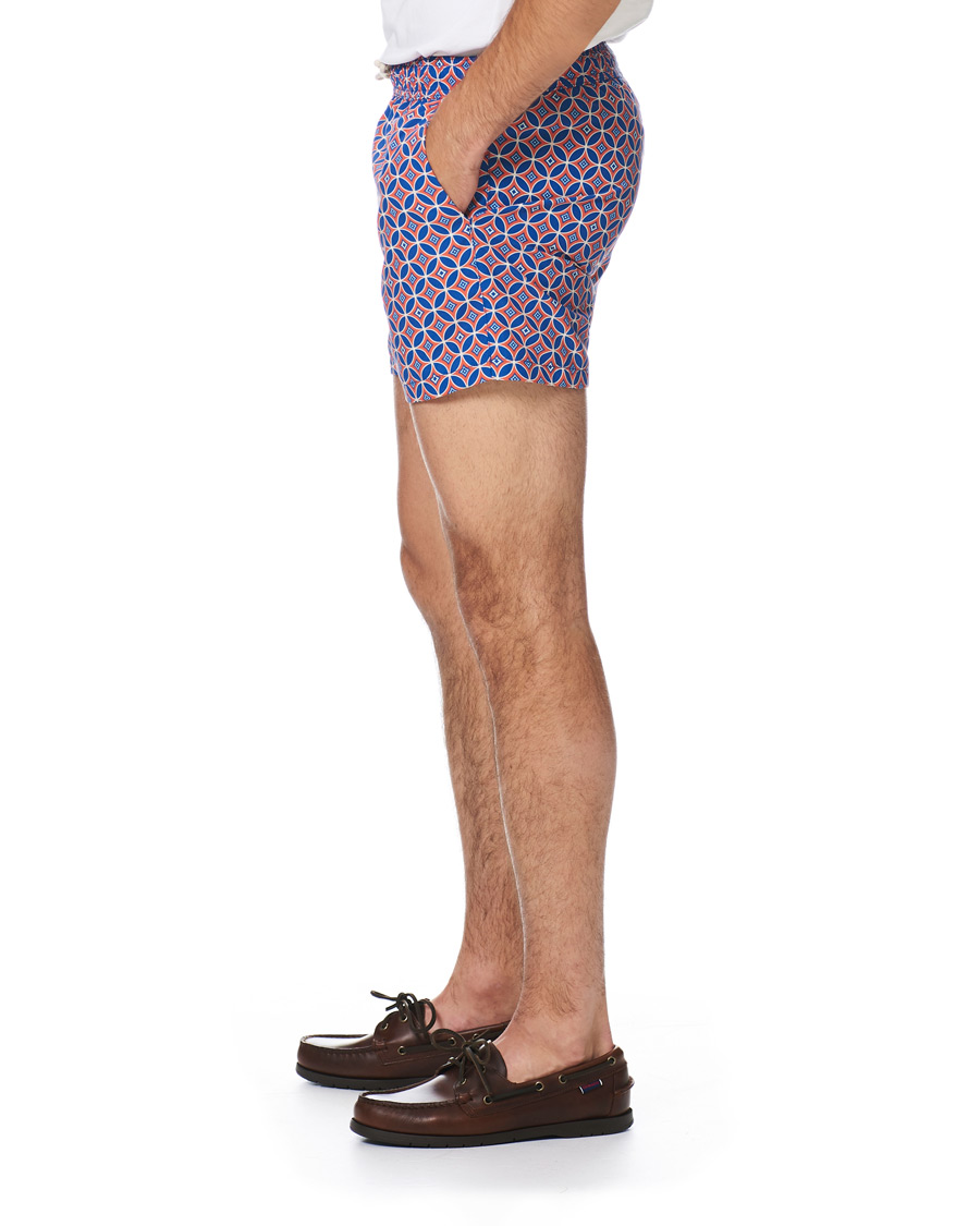 Uomini | Costumi da bagno | Ripa Ripa | Levante Printed Swimshorts Red/Blue