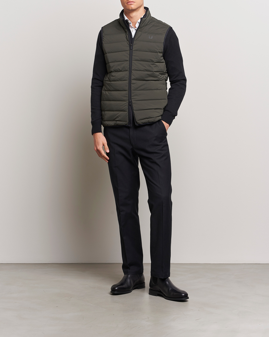 Uomini | Gilet | UBR | Sonic Vest Night Olive