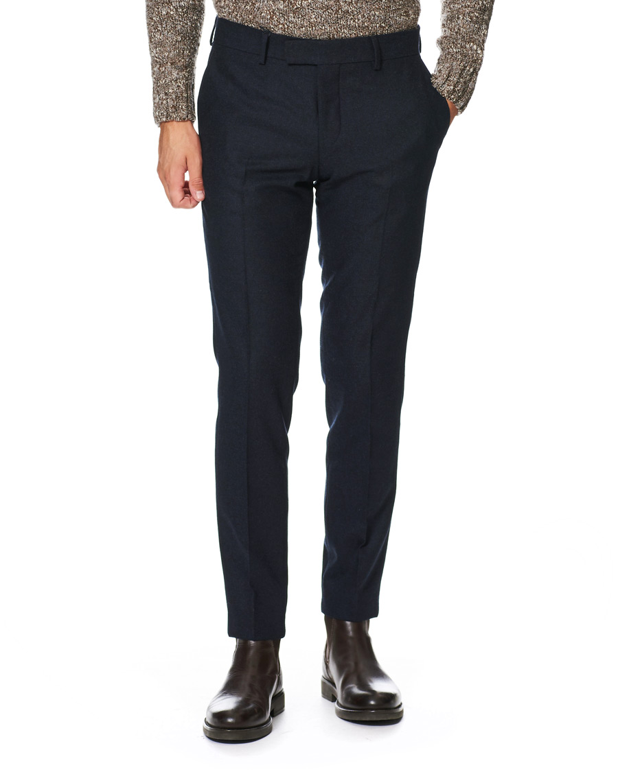 Uomini | Pantaloni | Tiger of Sweden | Tordon Flannel Trousers Navy