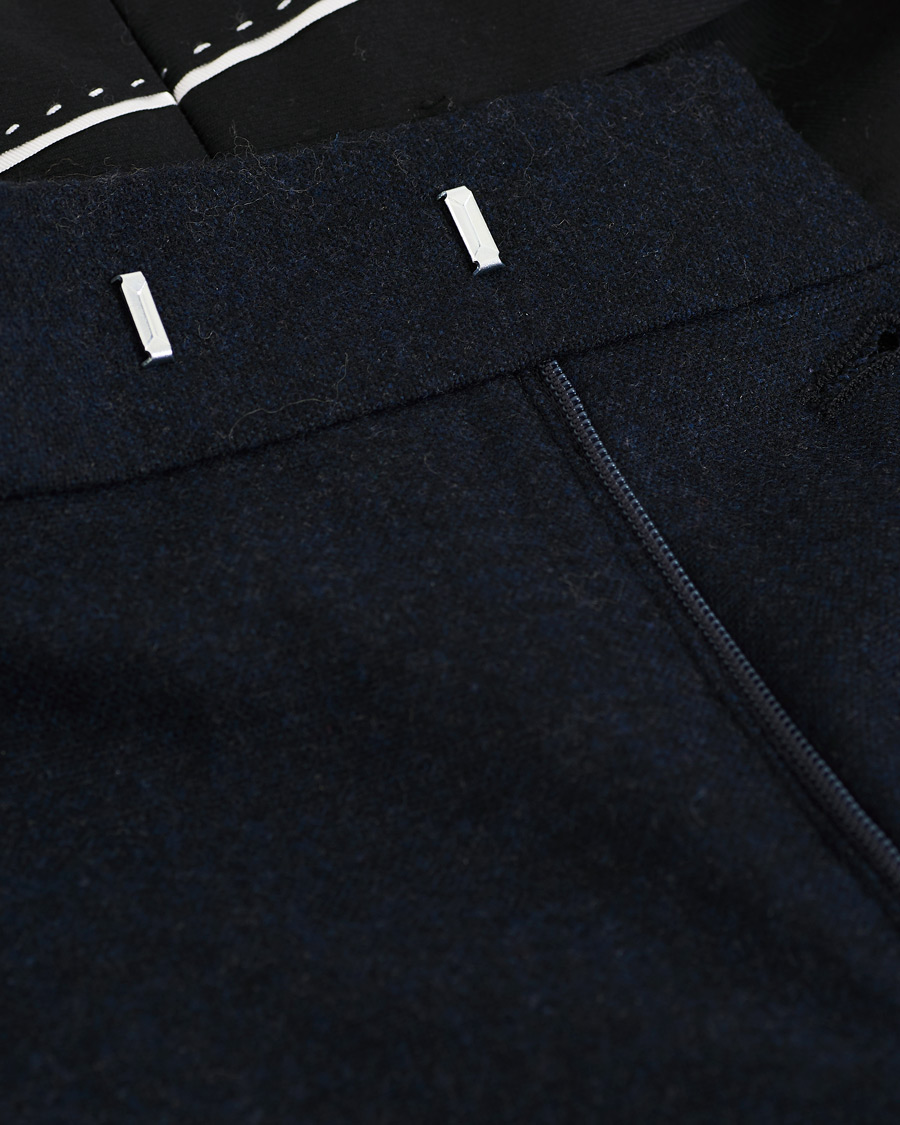 Uomini | Pantaloni | Tiger of Sweden | Tordon Flannel Trousers Navy