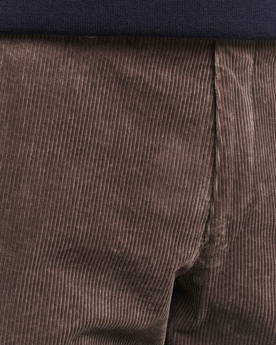Uomini | Pantaloni | Oscar Jacobson | Denz Corduroy Trousers Nutmeg