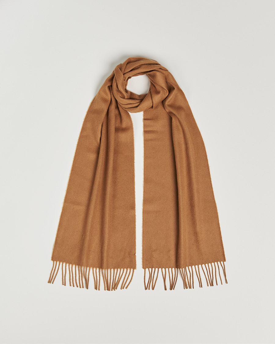 Uomini | Johnstons of Elgin Cashmere Scarf Camel | Johnstons of Elgin | Cashmere Scarf Camel